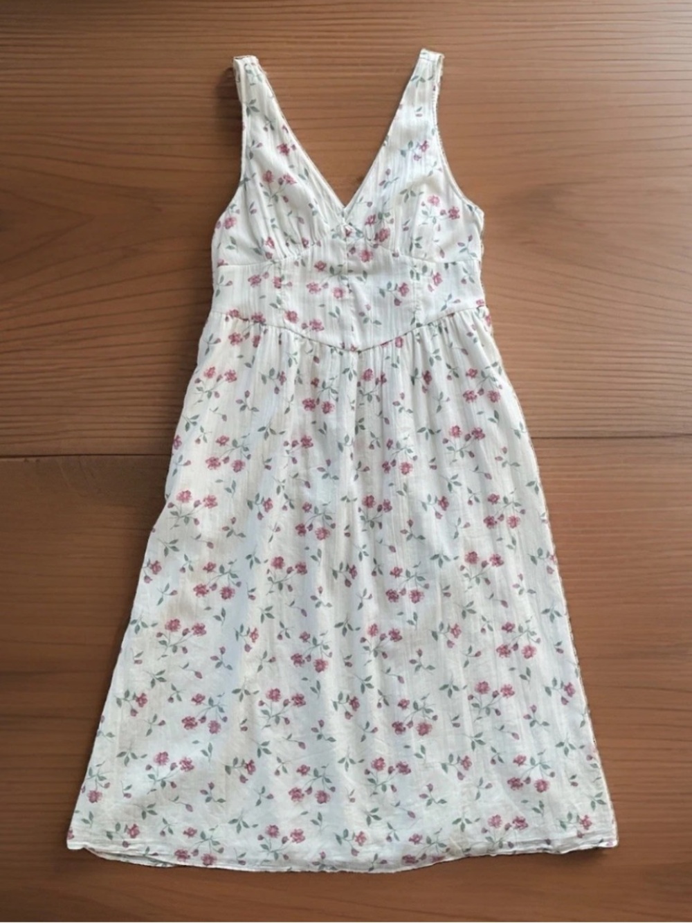 NWT $59 | Beautiful American Eagle Floral Soft Cotton Dress w/Pockets
